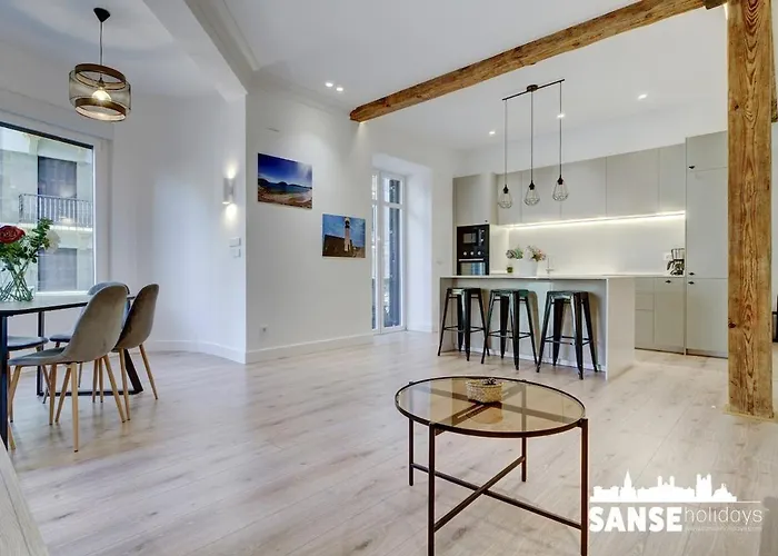 Bost By Sanse Holidays