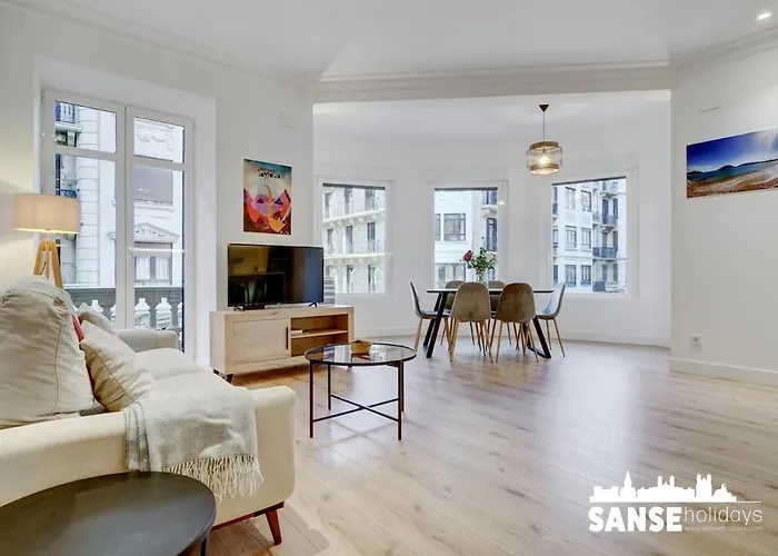 Bost By Sanse Holidays Apartment