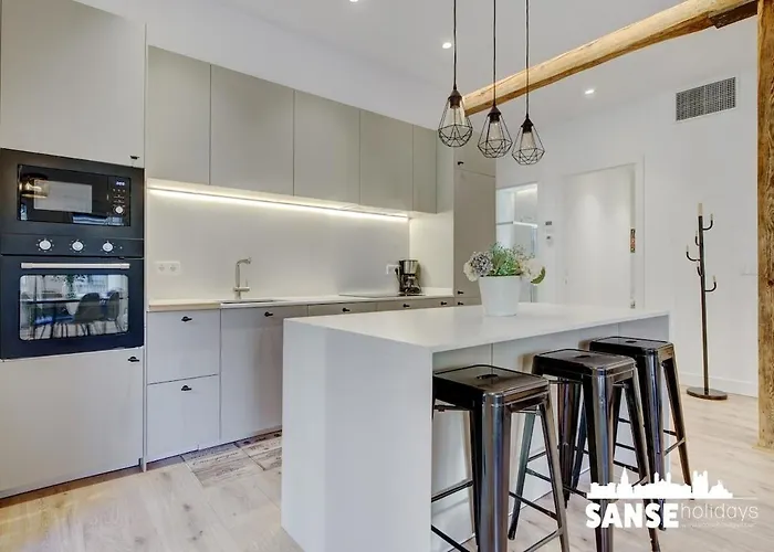 Bost By Sanse Holidays *